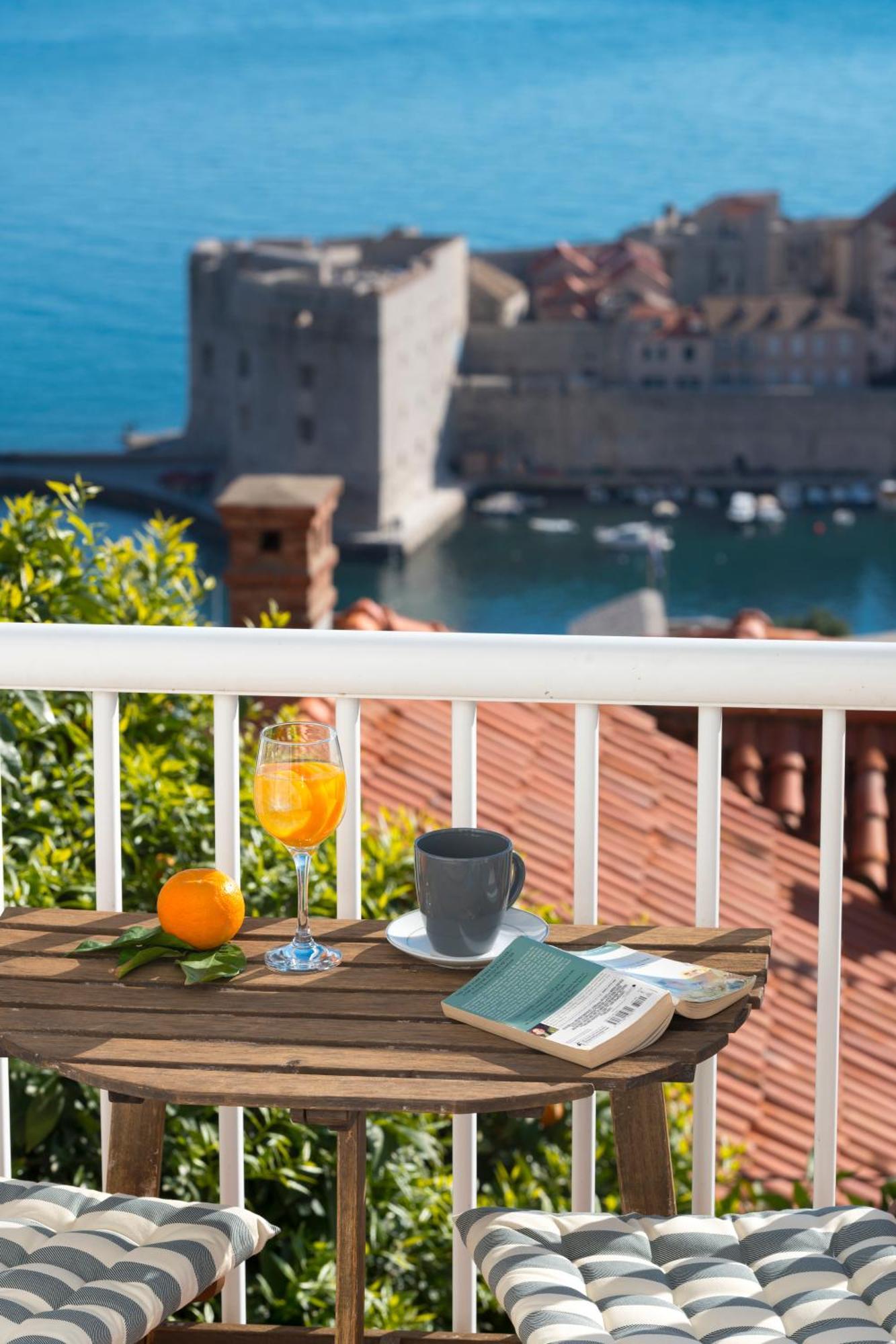 Chill Out - Old Town & Seaview Apartment *