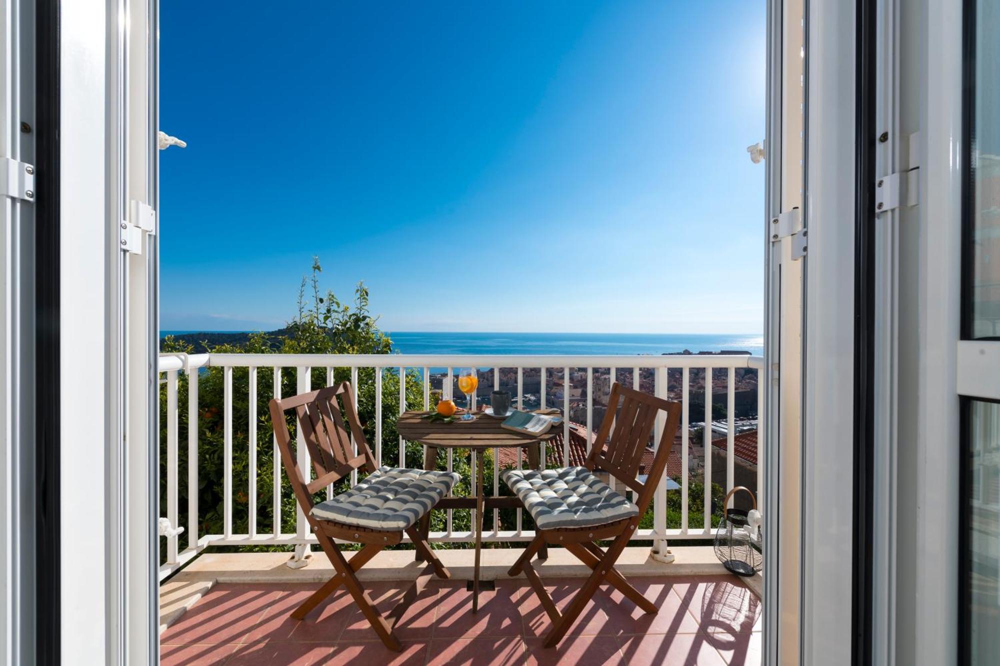 Apartment Chill Out - Old Town & Seaview
