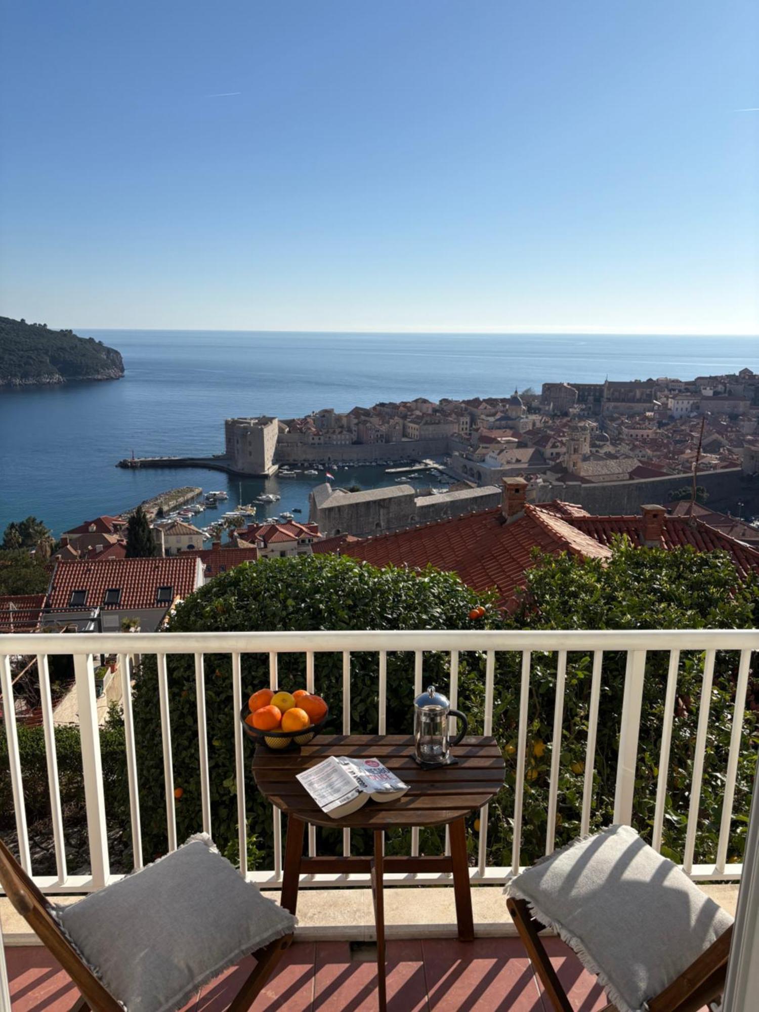 Chill Out - Old Town & Seaview Apartment